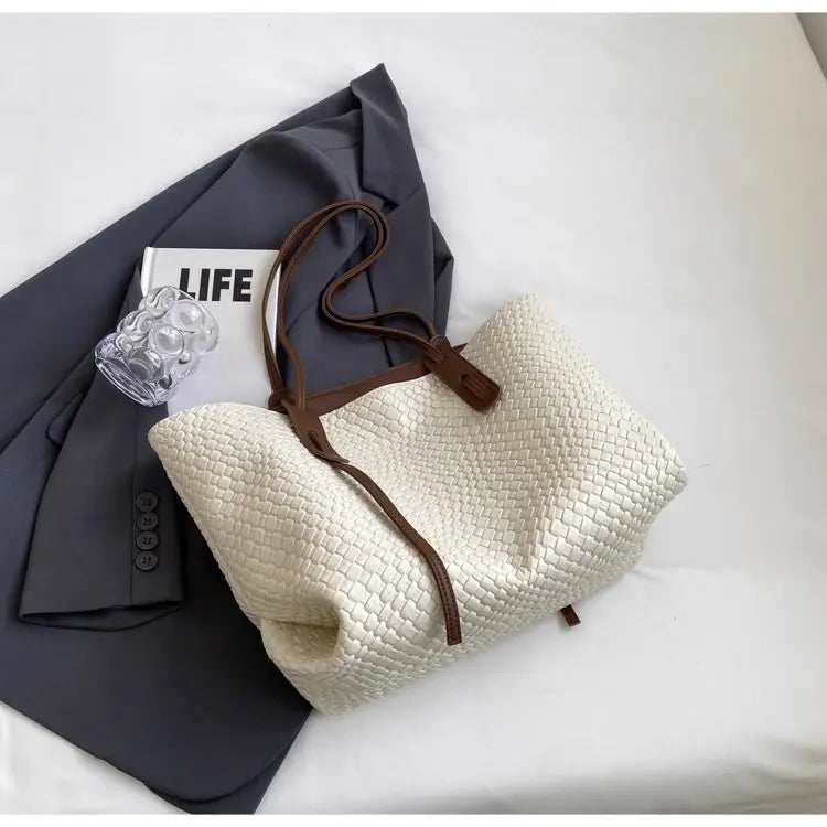 Vintage Diamond Woven Tote Bag | Fashion & Travel Shoulder Handbag Luxegan