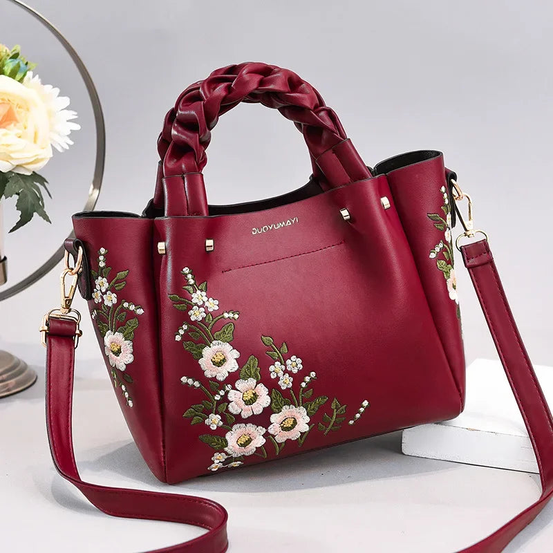New Luxury Design Women's Pleated Tote Bag | Solid Color Underarm Handbag & Purses (Shoulder Bag, Female Retro Pouch) Luxegan