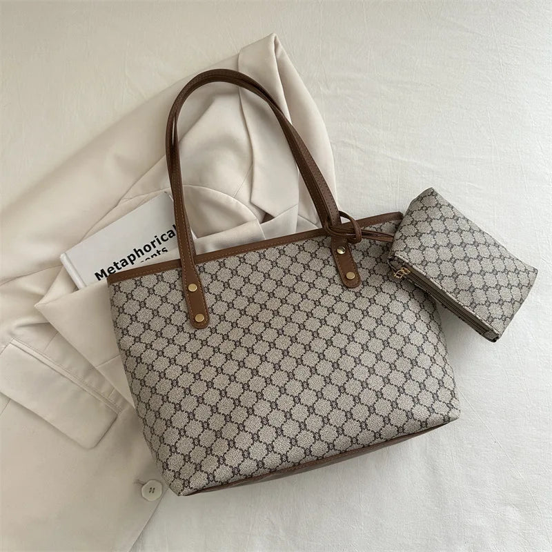 New Simple Fashion Large Capacity Niche Bag | Women's New Trend Delicate Comfortable Hand Bill Shoulder Bag Luxegan