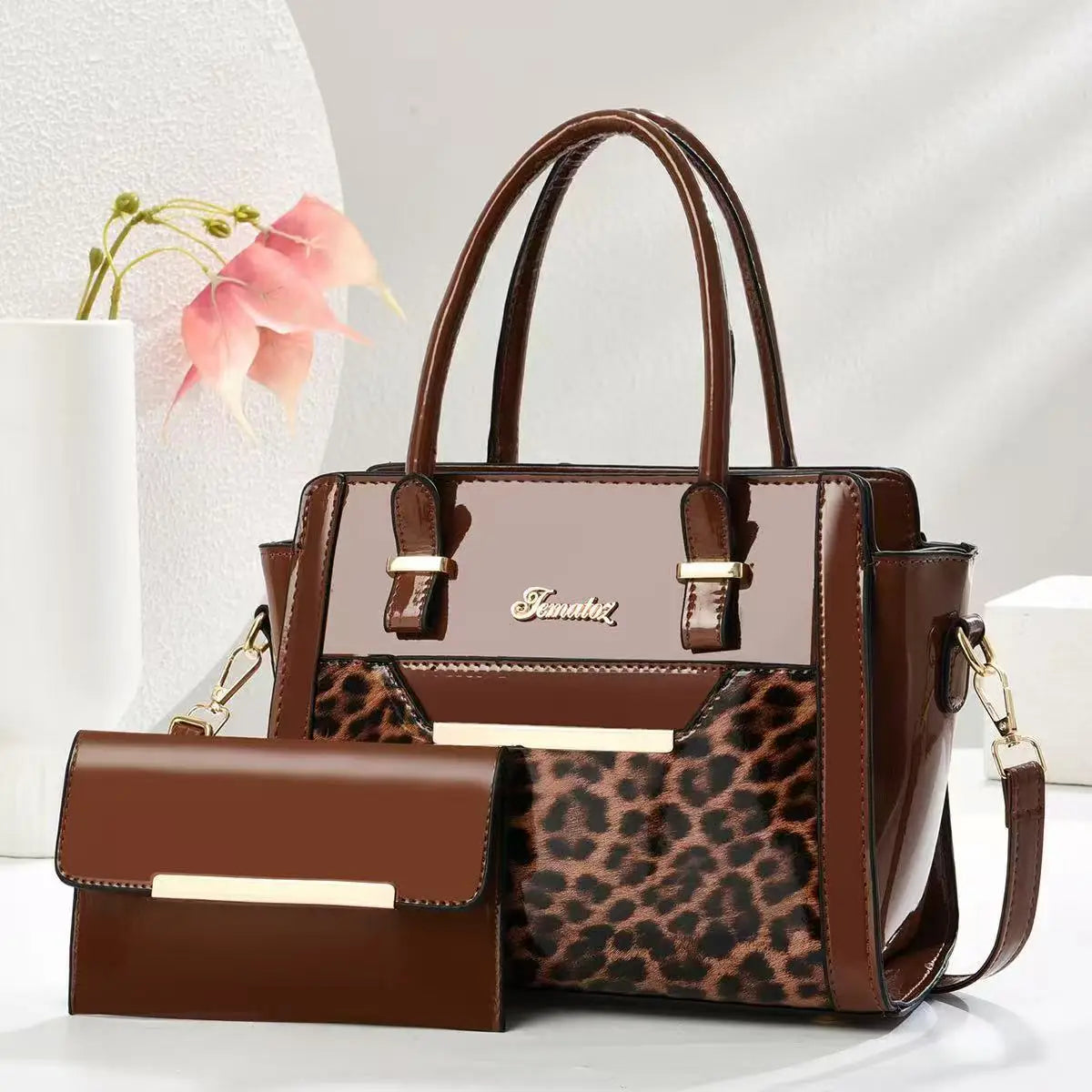 Fashionable New Women's Handbag | Shiny Leather Large Capacity Shoulder Bag | Classic Retro Diagonal Cross Bag Commuting Tote Bag Luxegan