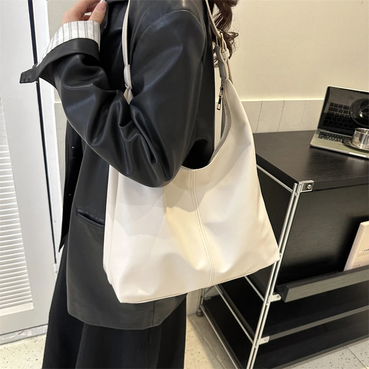 PU Leather Solid Hobo Bag | Soft Trendy Retro Large Capacity Commute Tote Luxegan