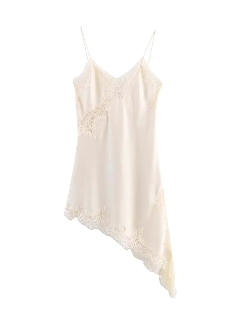 Elegant Lace Halter Maxi Dress | Sexy V-Neck Asymmetric Hem Holiday Gown | Summer New Patchwork Party Beach Dress | Premium Non-Woven Regular Fit A-Line Luxegan