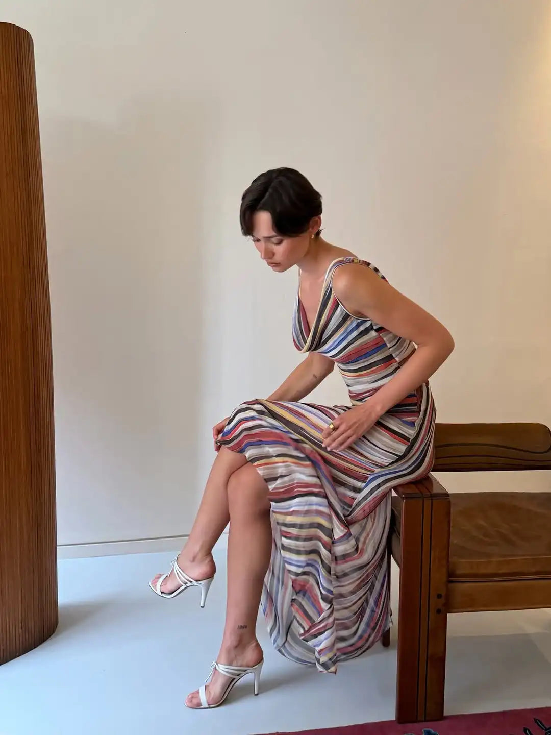 2026 Women Colorful Wavy Striped Maxi Dress Chic Swinging Collar Sleeveless Slim Waist Holiday Dresses Summer Lady Vacation Robe