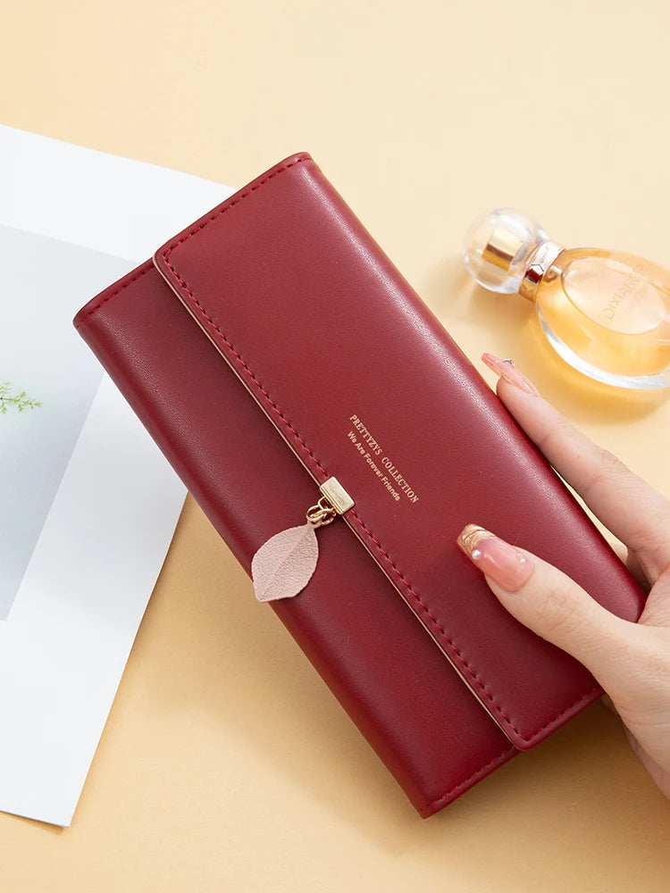 Hot Selling Spring and Summer New Women's Bag | Japanese and South Korean Small Fresh Leaf Pendant Three-Fold Bag Luxegan