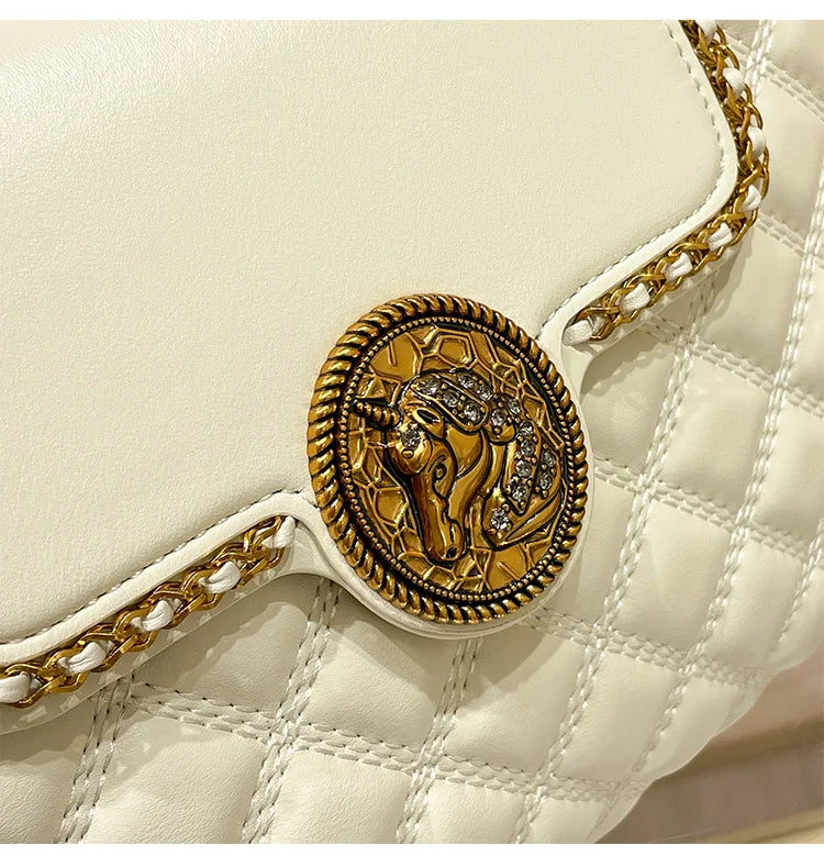 Luxury Genuine Leather Chain Shoulder Bag for Women | New Designer Large Capacity Underarm Handbag (Diamond Lattice) Luxegan
