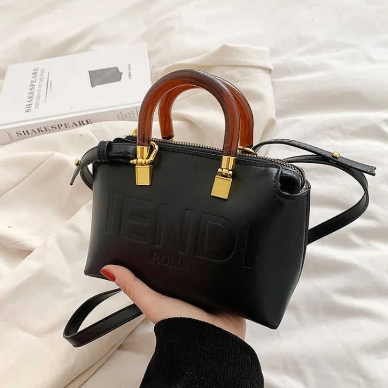 Large Capacity Pillow Bag | Fashionable Crossbody & Hand-held Handbag Luxegan
