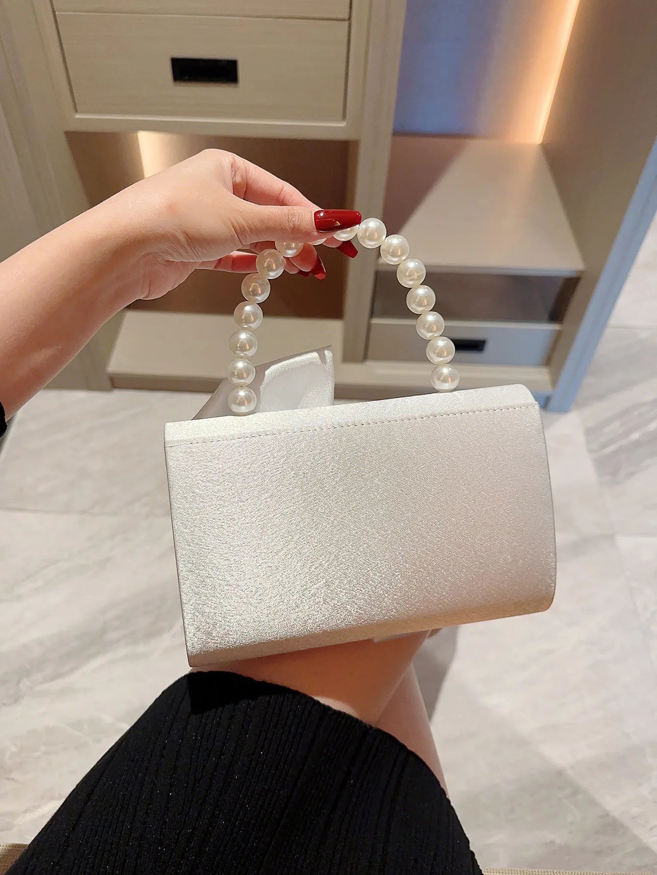 Lady Exquisite Flower Evening Bag | White Wedding Bag & Faux Pearl Handheld Banquet Bag (Party, Prom, Dress Bag) Luxegan