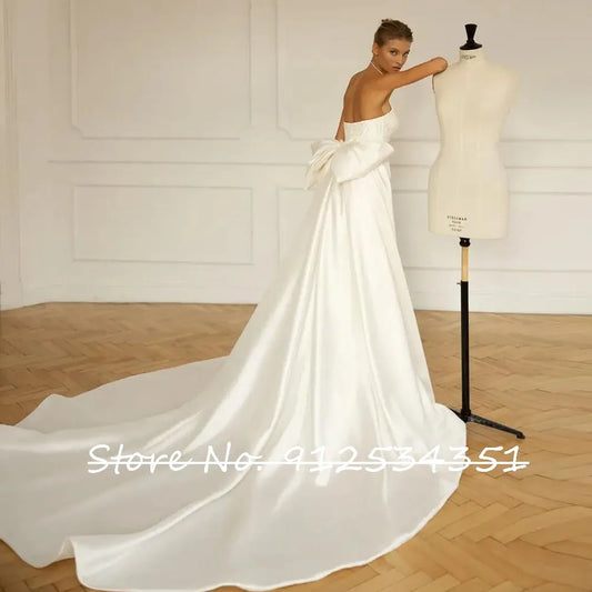 Liquid-Satin Mermaid Bridal Monument | Two-Way Kinetic Detachable Train Gala Gown | Architectural Sweetheart Backless Beaded Applique Masterpiece | Exquisite Floor-Length Luxegan