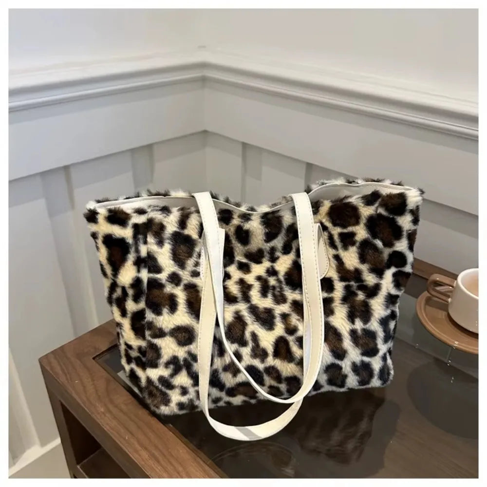 Winter Fashion Leopard Print Plush Women's Bags | Versatile Casual Trendy Premium Texture Large Capacity Shoulder Handbag Luxegan