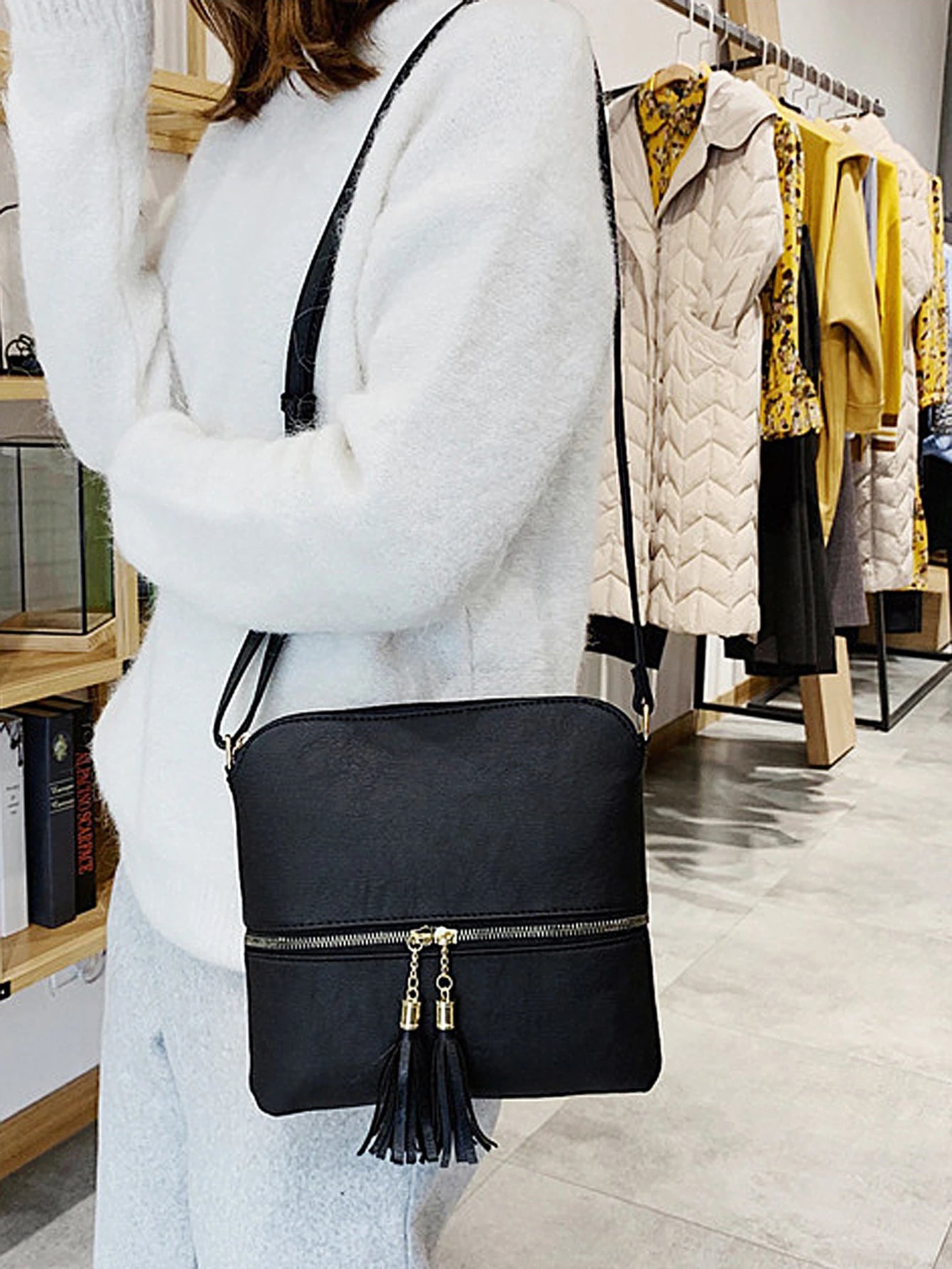 Fashionable Retro Large Capacity Women's Shoulder Bag | High-Quality Solid Color PU Leather Crossbody Bag & Soft Leather Handbag Luxegan