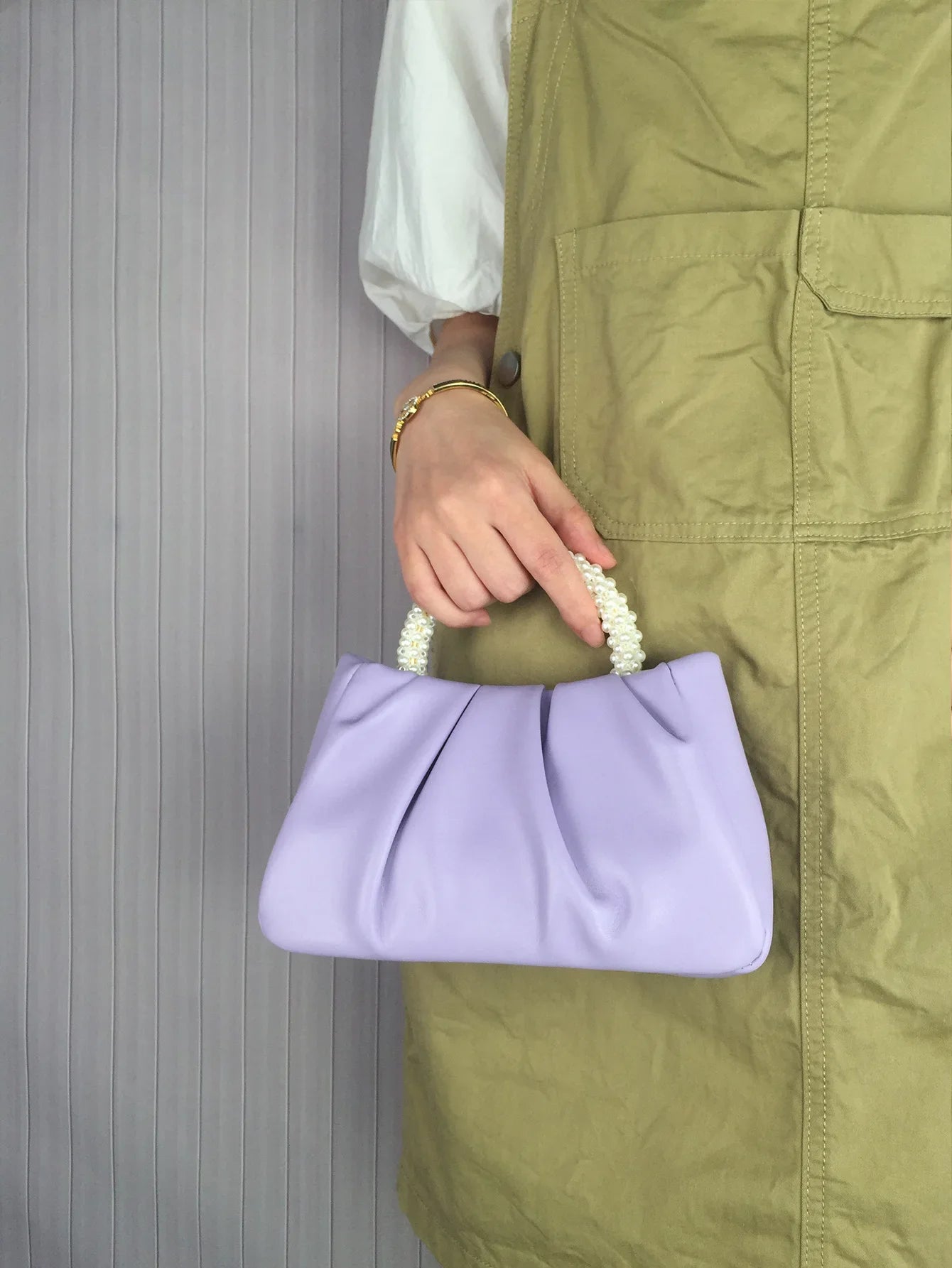 Fashion Pearl Handle Women's Dinner Clutch | Luxury Designer Handbags & Small Messenger Bag Luxegan