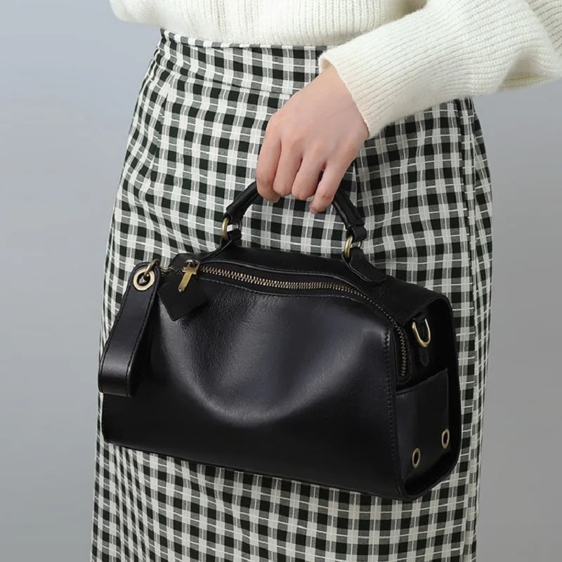 Elegant Soft Cowhide Hobo-Style Shoulder Bag | Versatile Zipper Handbag Luxegan