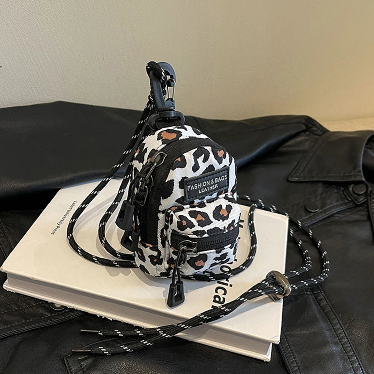 Fashionable Korean-Style Outdoor Coin Purse Luxegan