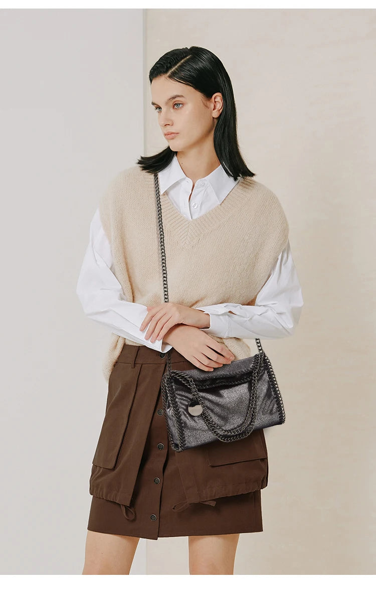 Designer Luxury Women's Chain Braid Bag | Faux Suede Shoulder & Messenger Bag | Elegant Branded Saddle Handbag with Braided Metal Chain Detail Luxegan