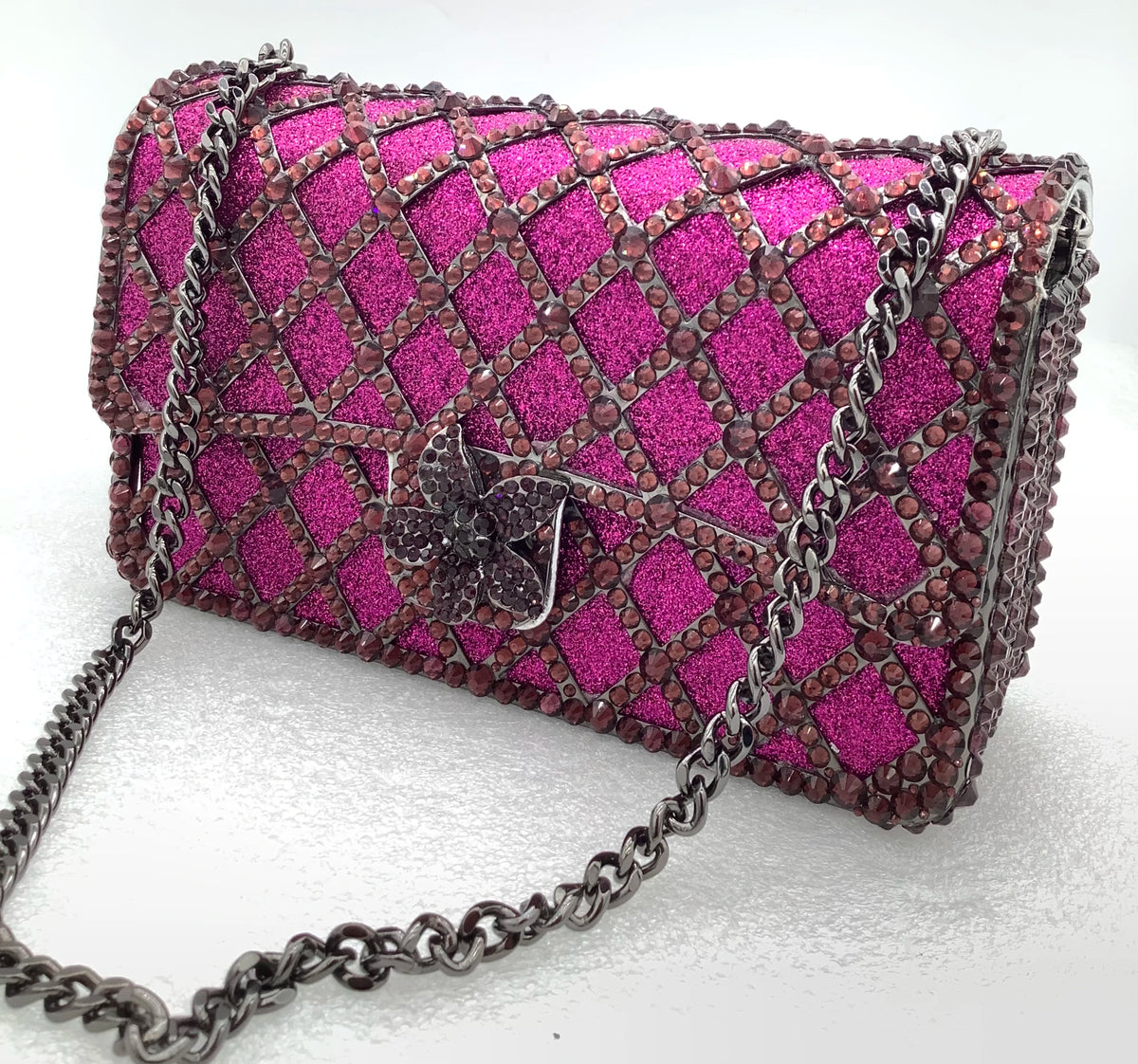 Luxury Jeweled Minaudière Clutch | Long Chain Messenger Messenger Bag for Party & Wedding | Diamond & Gem Encrusted Metallic Handbag | Women’s High-Fashion Evening Shoulder Bag (Model 01) Luxegan