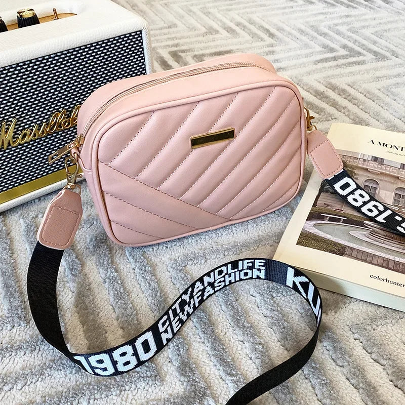 Soft TPU Diamond Lattice Crossbody | Small Designer Zipper Handbag Luxegan