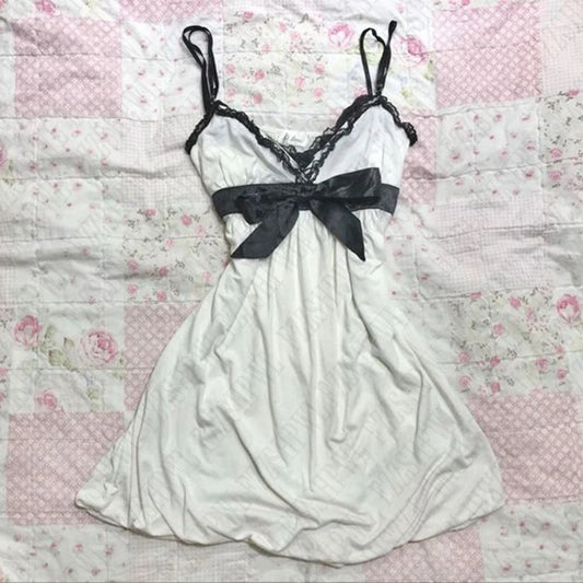 Solid Lace Bow Mini Dress | Sweet Casual Y2K Streetwear Top | Sexy Rock Aesthetic Retro Punk Harajuku Hop Clothing | Premium Knit Slim Fit Knee-Length Sheath Luxegan