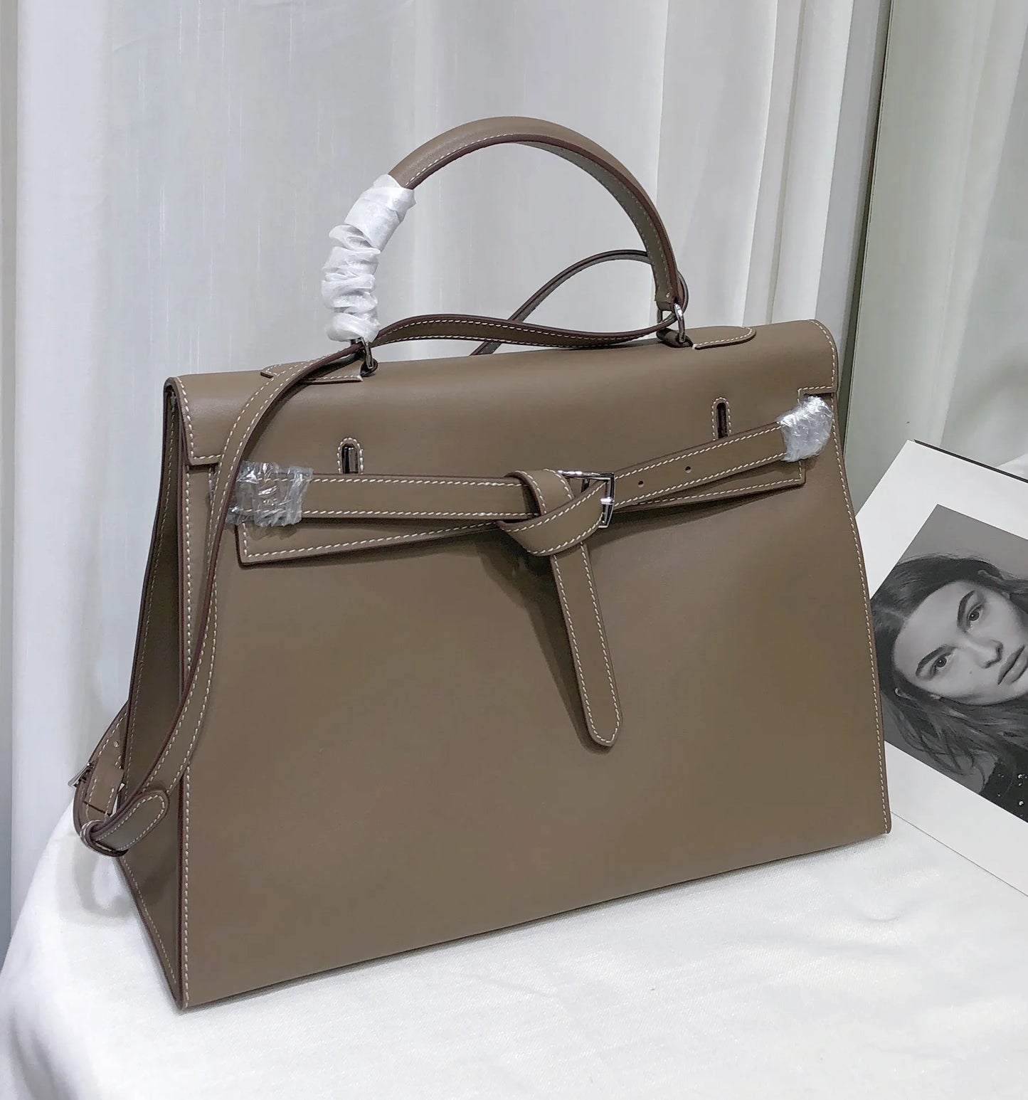 New High-end First-layer Swift Cowhide Leather Women Bag | Folding Clutch Bag Fashionable Shoulder Bag Commuting Casual Versatile Luxegan