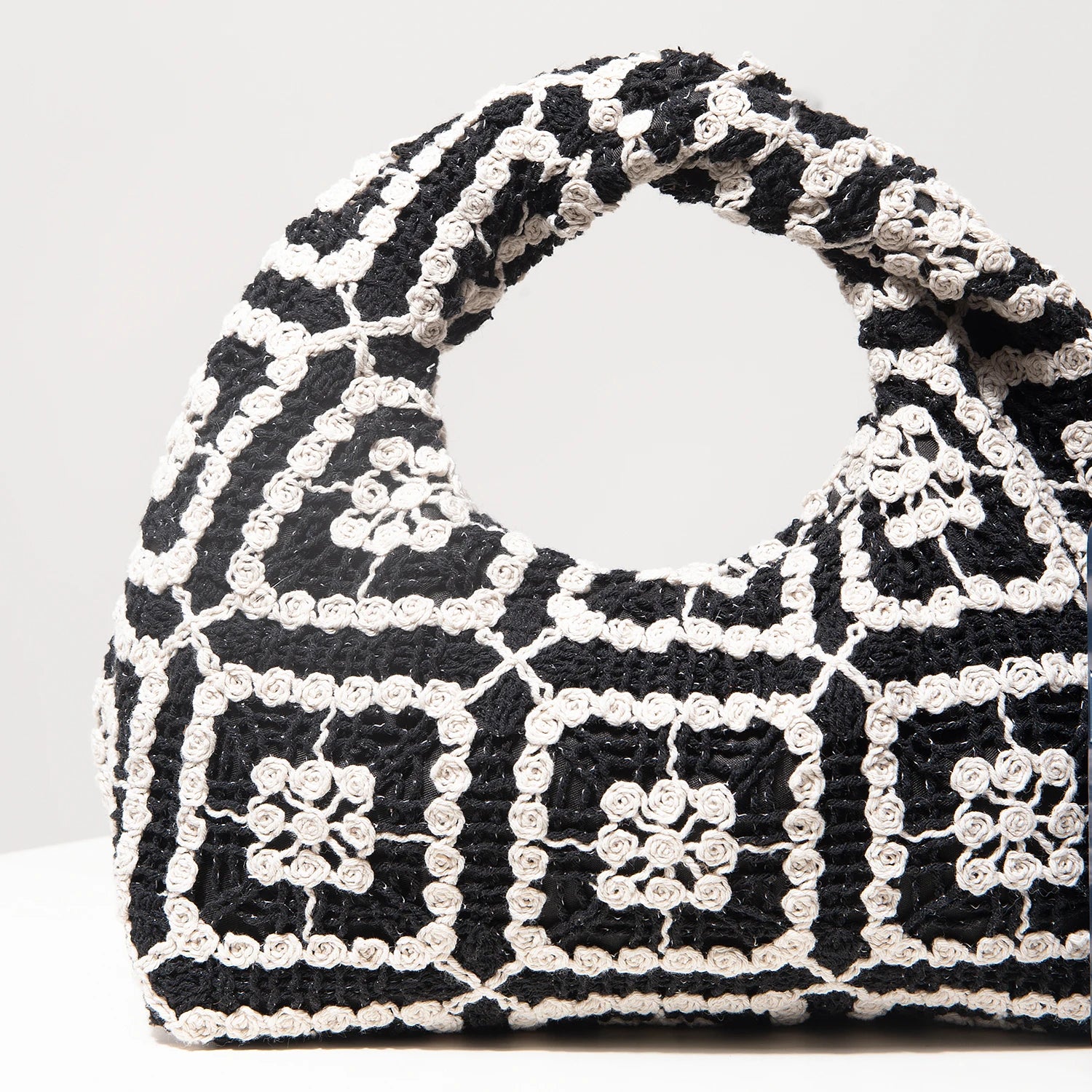 Soft Bohemian Hollow Woven Handbag | Zippered Crochet Beach Tote Luxegan