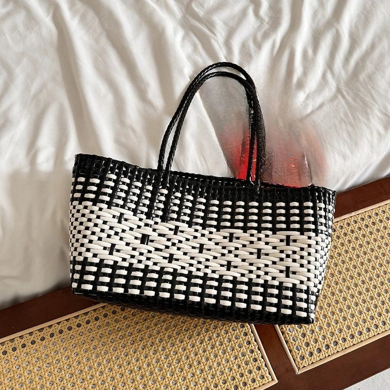 New Woven PVC Beach Vacation Tote Bag | Laid-back Style Bucket Basket Bag for Women Luxegan