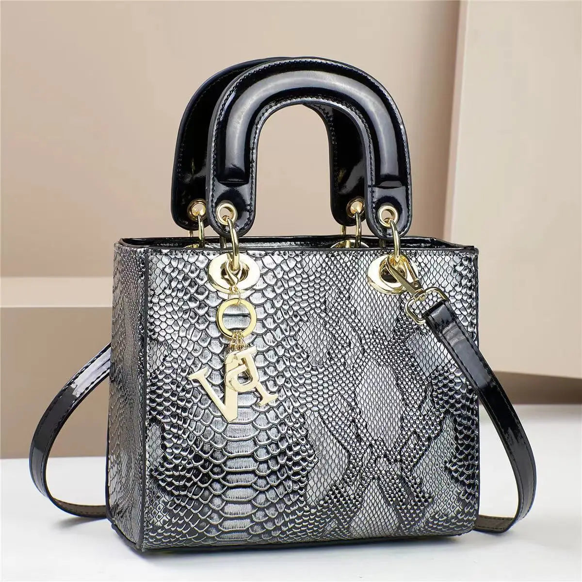 Fashion Brand Designer Women's Handbag | New Crocodile Pattern Daifei Bag (Classic Versatile Shoulder & Commuter Crossbody Bag) Luxegan
