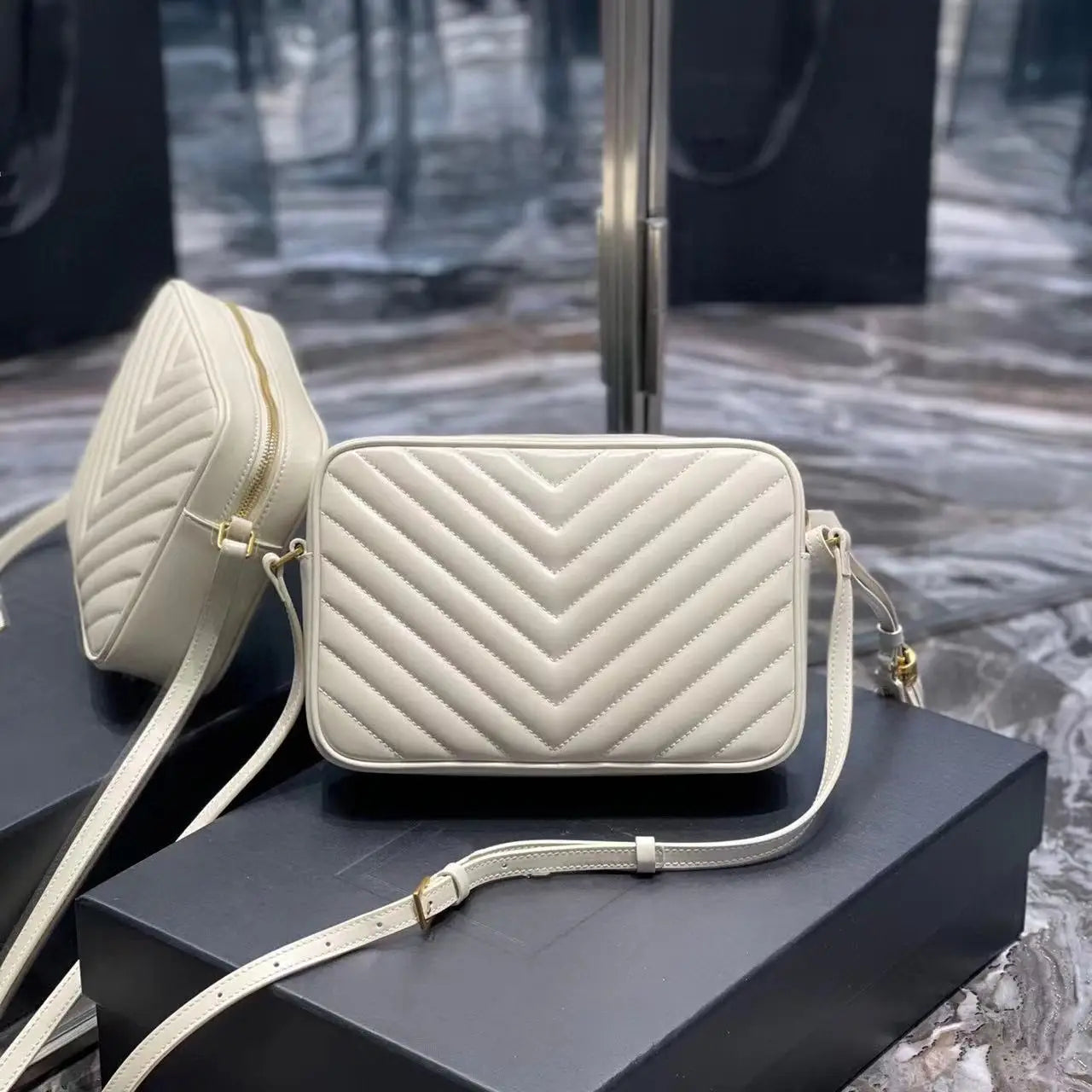 Fashionable Versatile Cow Leather Women's Bag | Small Square Crossbody Shoulder Bag & Single Handle Wristlet (For Camera) Luxegan