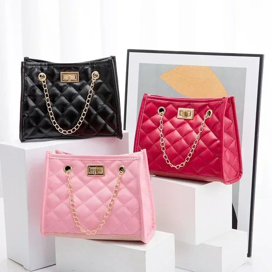 Women's Tote Bag with Chains | Diamond Lattice Underarm Luxury Shoulder Bag for Ladies (Designer Handbag for Parties) Luxegan