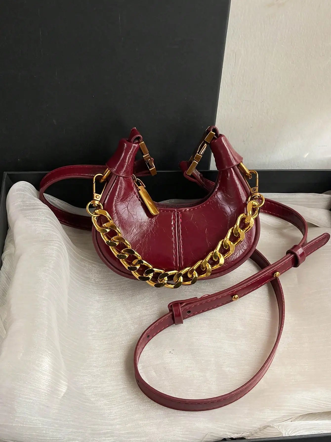 Elegant Hobo Top Handle Bag | Small Minimalist Chain Shoulder Purse Luxegan