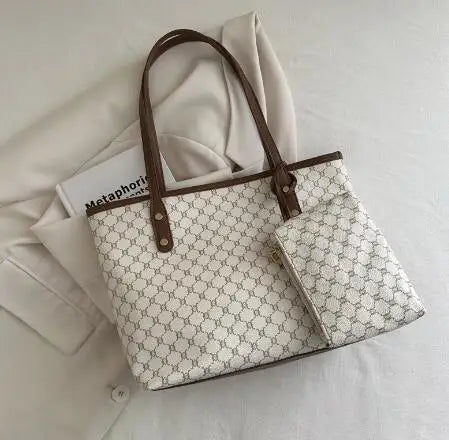 New Simple Fashion Large Capacity Niche Bag | Women's New Trend Delicate Comfortable Hand Bill Shoulder Bag Luxegan