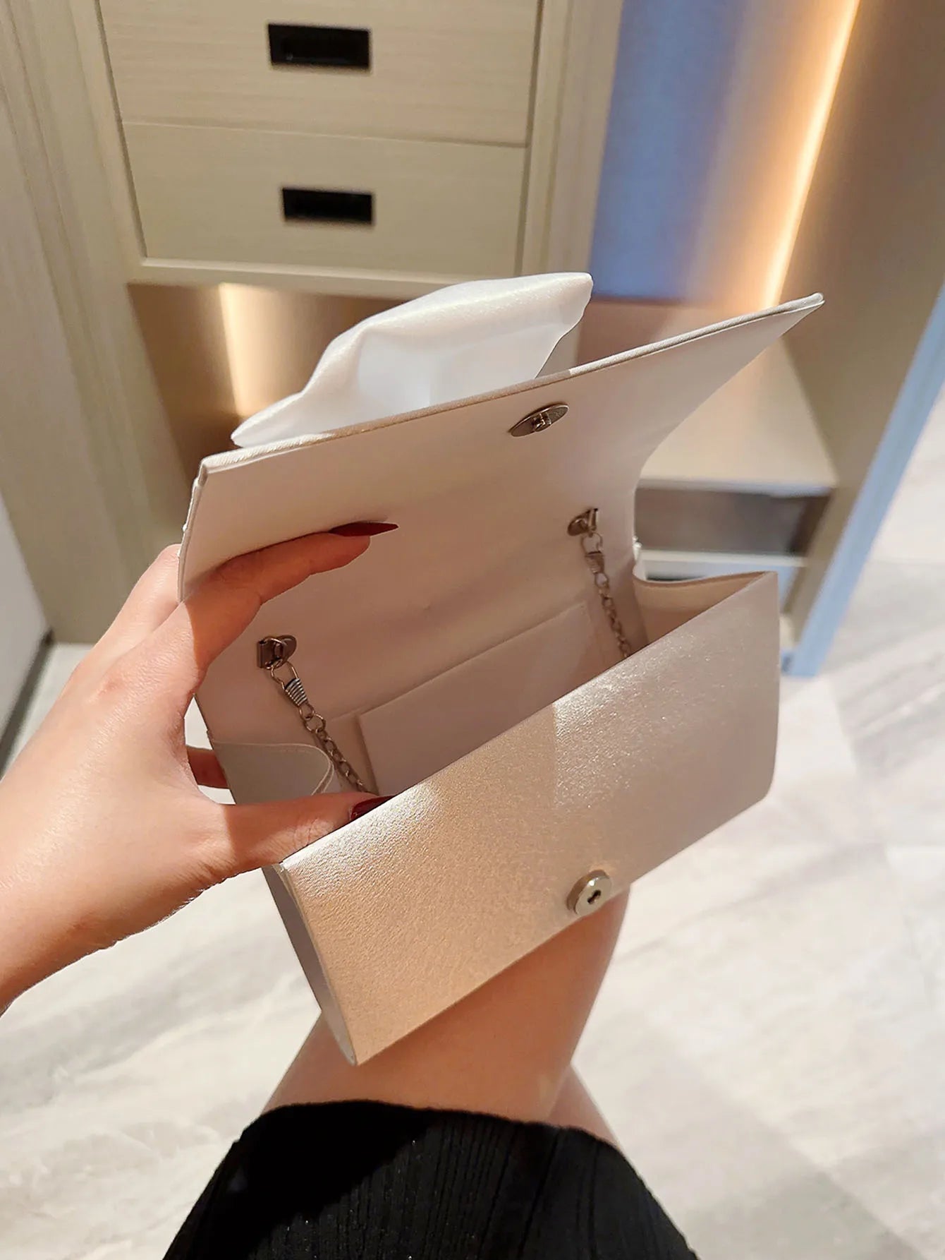 Lady Exquisite Flower Evening Bag | White Wedding Bag & Faux Pearl Handheld Banquet Bag (Party, Prom, Dress Bag) Luxegan