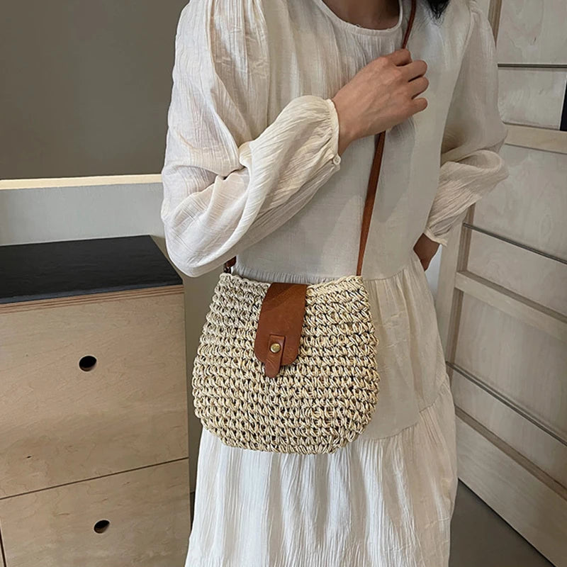 New Summer Shoulder Bag Grass Woven Crossbody Bag for Women | Bohemian Beach Simple Designer Small Purses and Handbags Luxegan