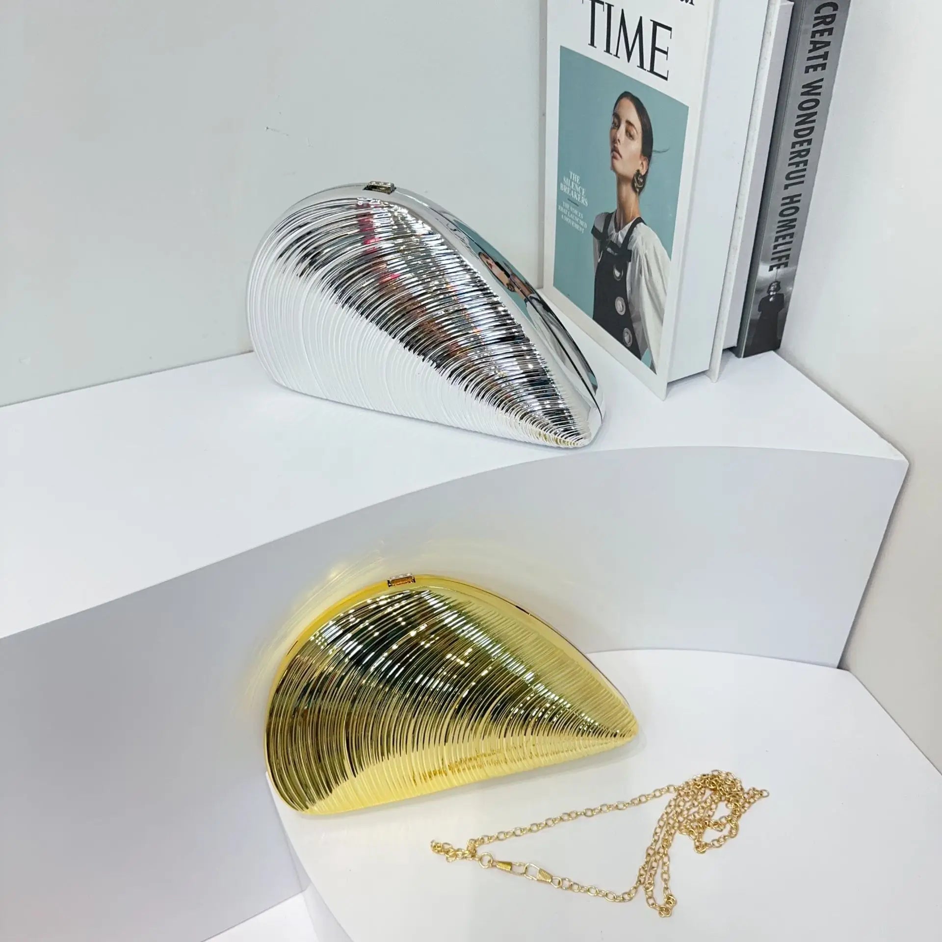 Acrylic Solid Clutch | Hard European/American Heavy-Duty Metal Shell Handbag Luxegan