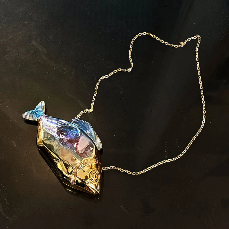 Acrylic Shell Shape Clutch | Sophisticated "Egg Minaudiere" Silhouette | Elegant Shiny Metal Party Purse | "Dignified" High-Performance Gold Silver Blue Essential for Radiant Versatile Styling Luxegan