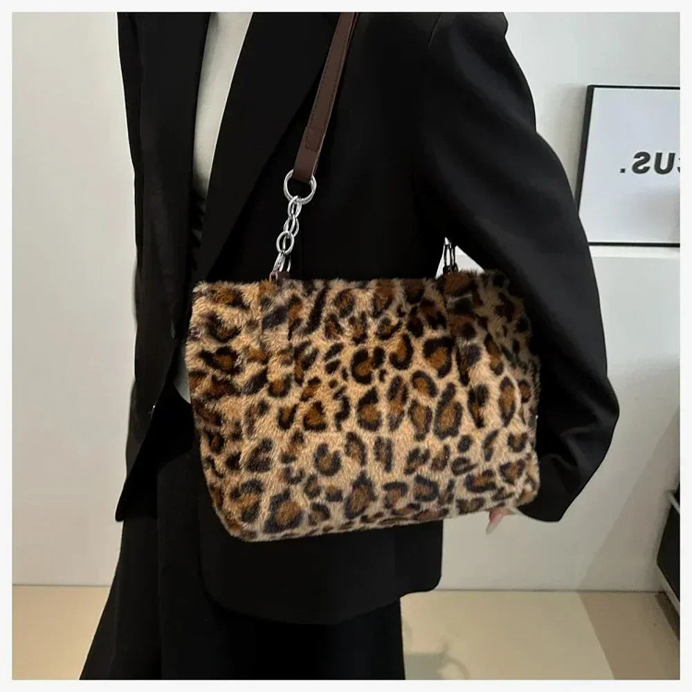 Winter Fashion Leopard Print Plush Women's Bags | Versatile Casual Trendy Premium Texture Large Capacity Shoulder Handbag Luxegan