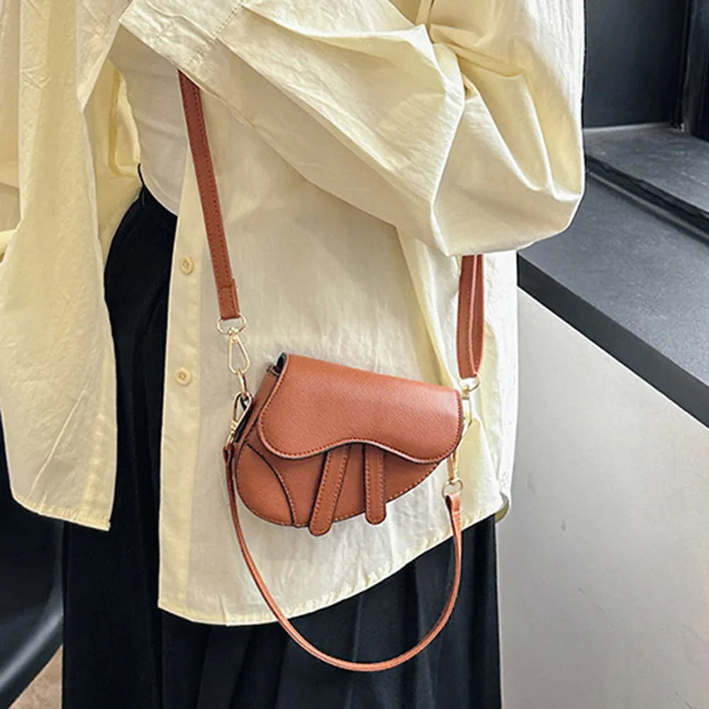 Simple Solid Saddle Messenger Bag | Soft Crossbody Purse Luxegan