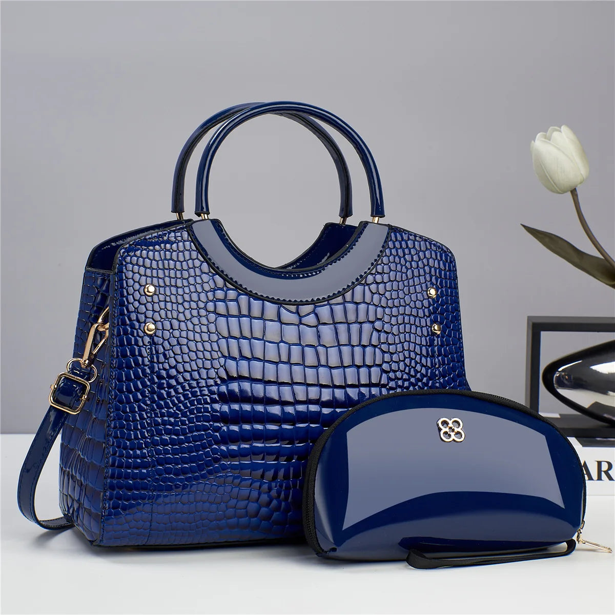 Women's Big Capacity Shoulder Bag | Fashion Versatile Tote & Classic Shopping Bag Luxegan