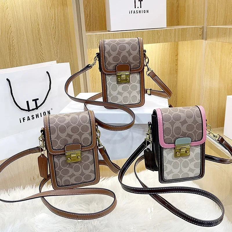 Luxury Replica Mini Circular Crossbody Tote | Patent Leather Designer Bag Luxegan