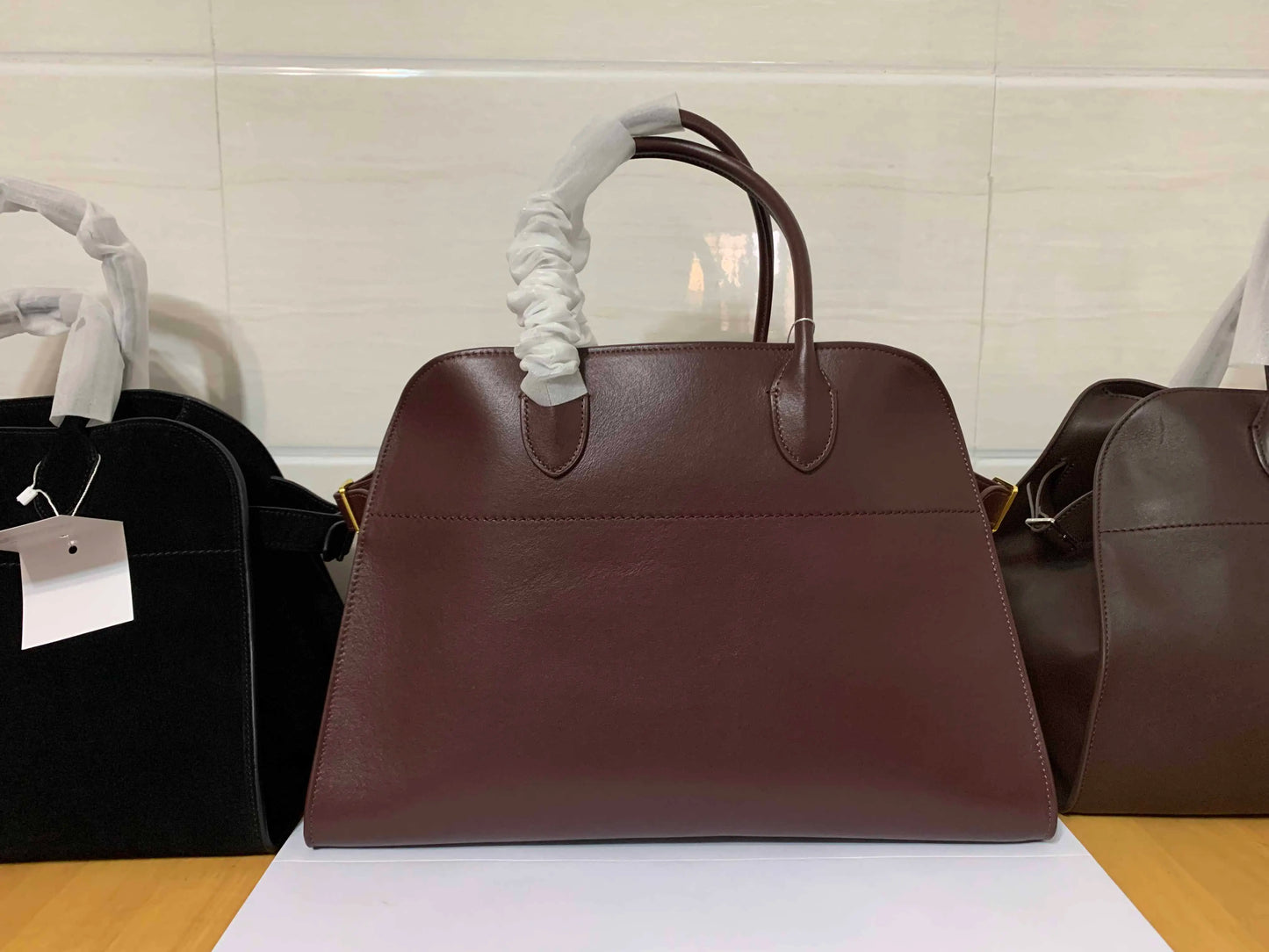 Handmade Natural Leather Large Capacity Handbag | Purely Crafted Soft & Odorless Shoulder Bag | Unisex Genuine Leather Casual Tote | Eco-Friendly Organic Cotton Lined Shopper Luxegan