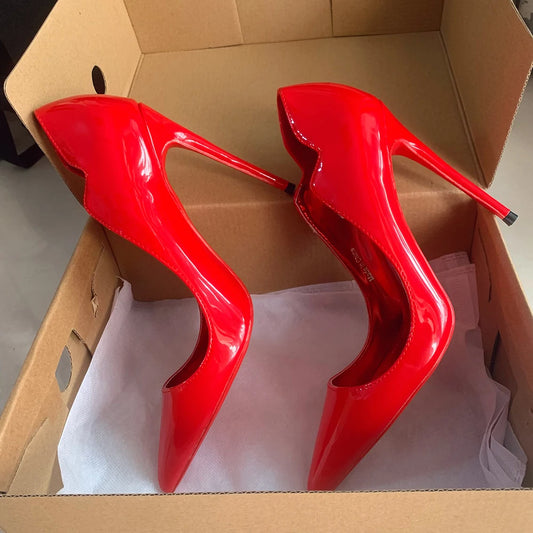 Elegant Fashion Curl-Cut Stilettos | Sophisticated 12cm Glossy Black V-Cut Pumps | Elegant "Handmade Patent Leather" Silhouette | "Dignified" Sexy Pointed Toe Celebrity Party Shoes for Radiant Versatile Styling Luxegan