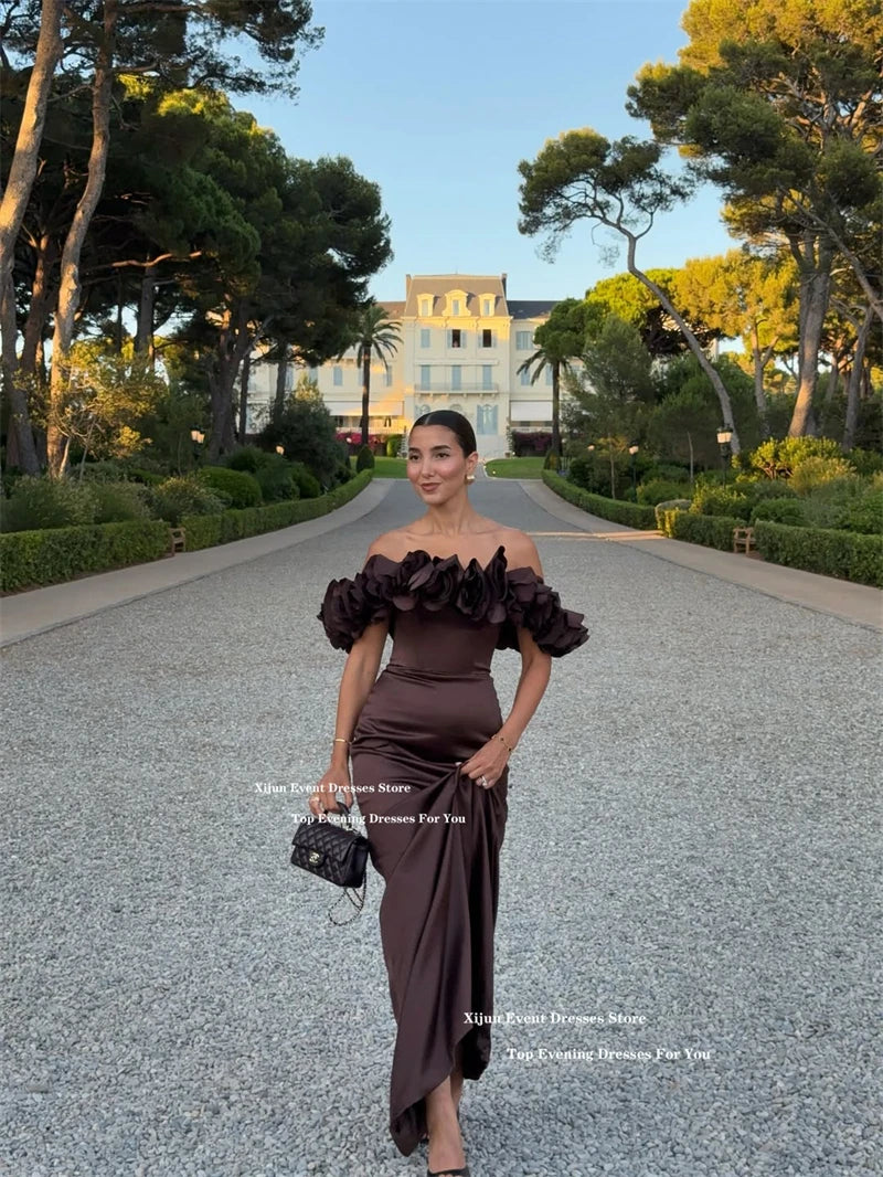 Sexy Saudi Arabian Satin Mermaid Evening Dress | Luxurious Off-The-Shoulder 3D Floral Prom Gown | Exquisite Draped Floor-Length Vestido De Festa | Model ch2507146 Custom Plus Size Formal Dress with Sweep Train Luxegan