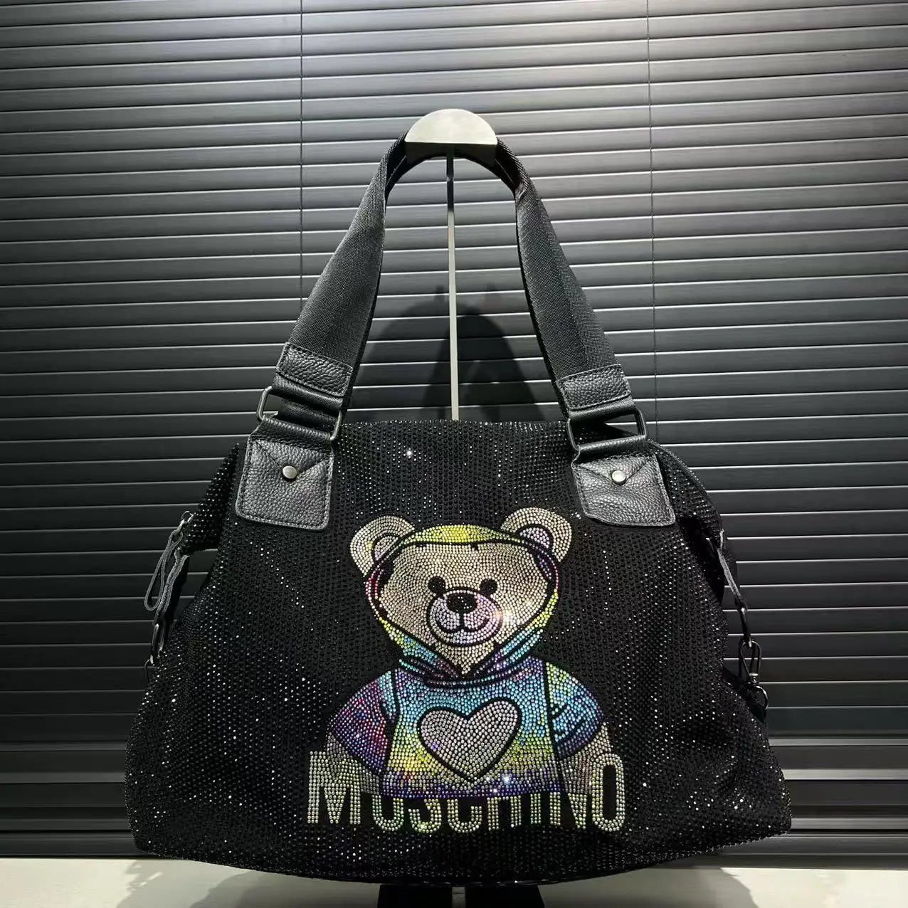 Fashion Style Retro Distressed Shoulder Bag | Soft Versatile Commuter Tote with Crossbody Function Luxegan