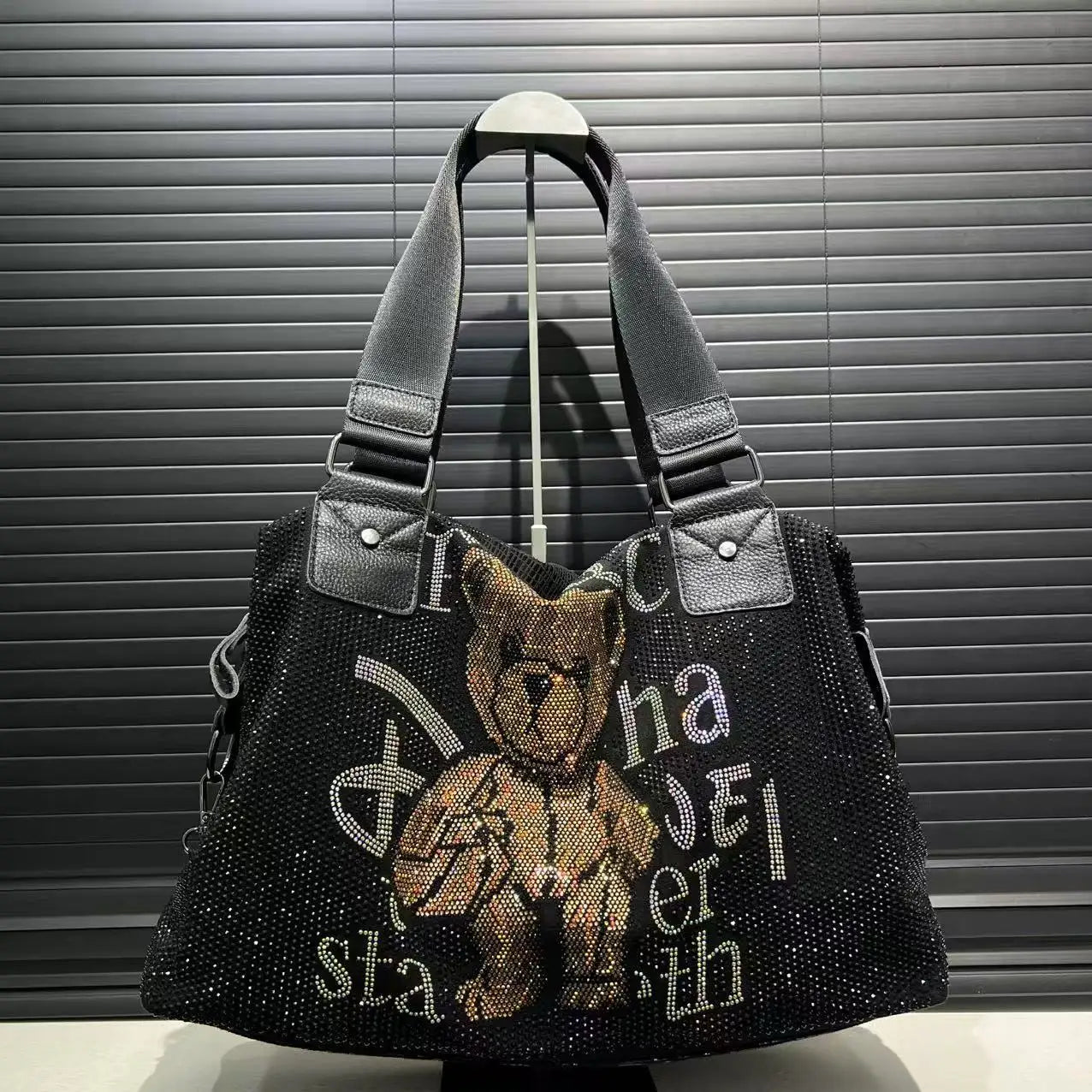 Fashion Style Retro Distressed Shoulder Bag | Soft Versatile Commuter Tote with Crossbody Function Luxegan