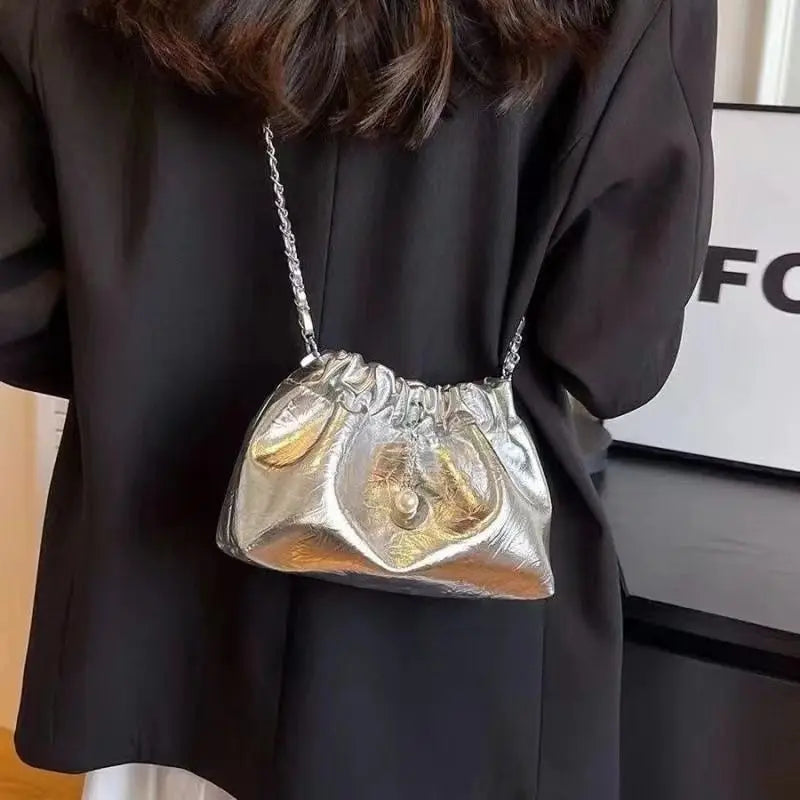 Summer Silver Folded Chain Bucket Bag | Women's Crossbody & Shoulder Bag Luxegan