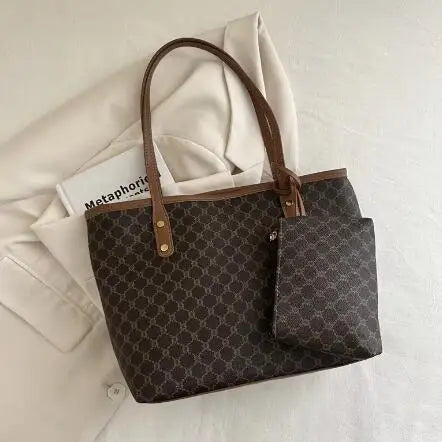 New Simple Fashion Large Capacity Niche Bag | Women's New Trend Delicate Comfortable Hand Bill Shoulder Bag Luxegan