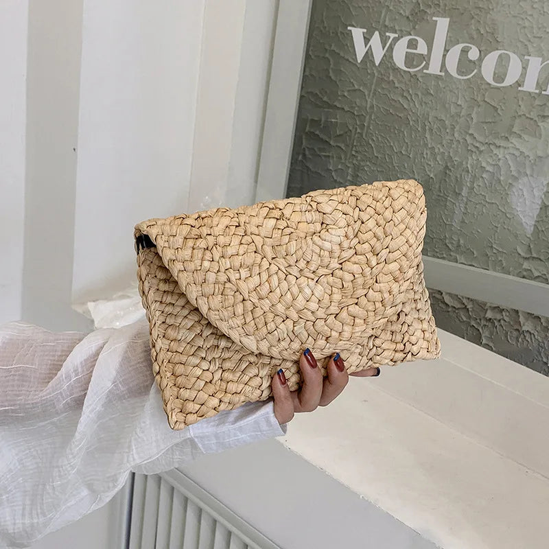 Artisan Corn-Husk Weave Dinner Clutch | Sophisticated Simple Straw Summer Purse | Elegant Embroidered Vacation Handbag | "Dignified" Soft Satchel Wallet for Versatile Seasonal Styling Luxegan