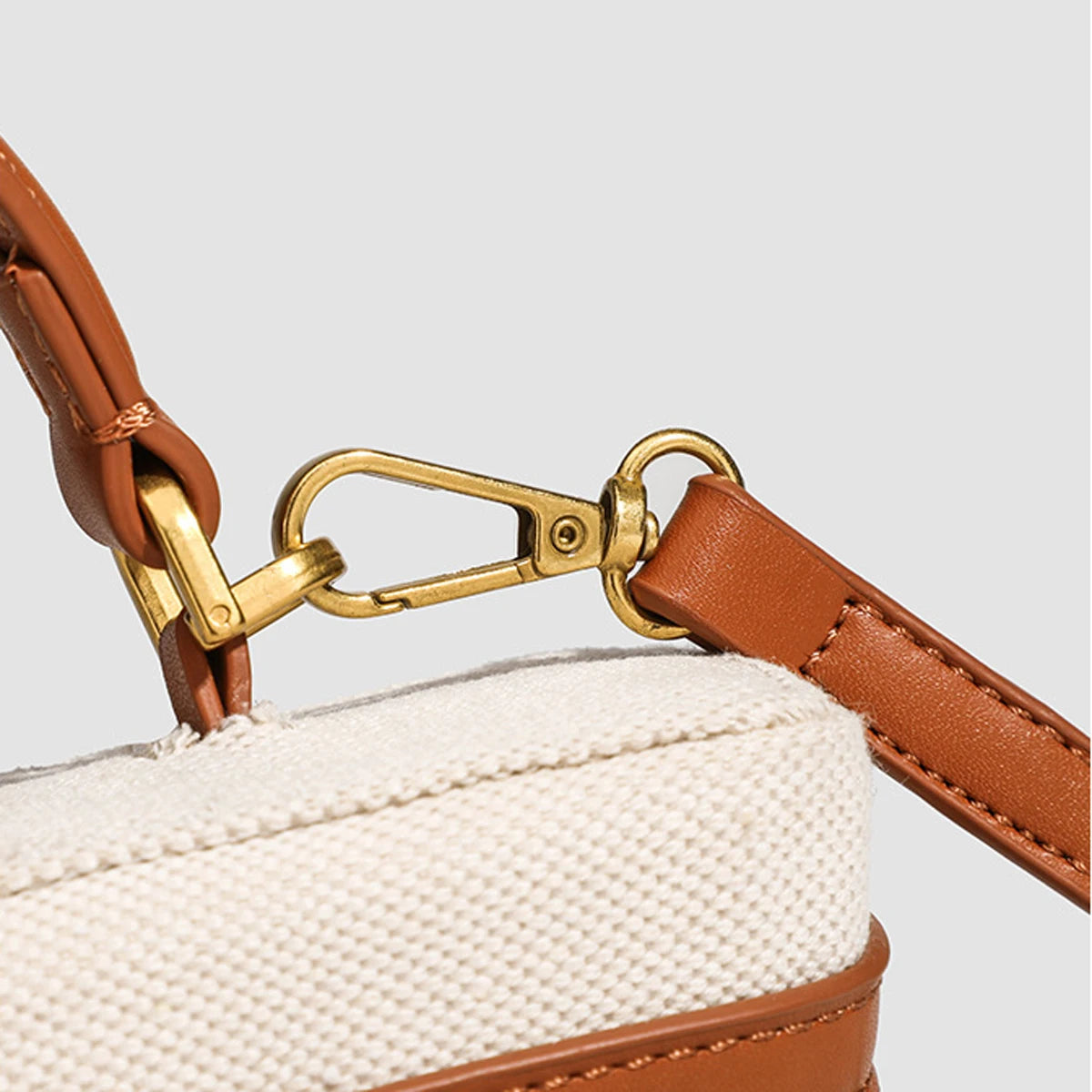 Women's Retro Canvas Spliced Lunch Box | Commuter Portable Shoulder Crossbody Small Square Bag Luxegan