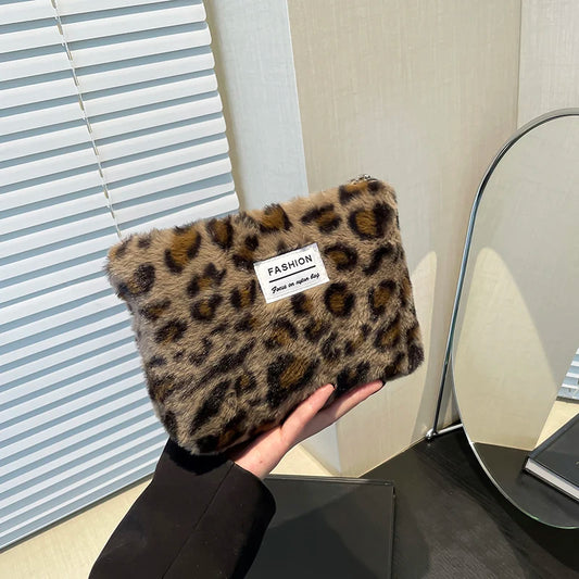 Leopard Print Retro Makeup Bag | Large Capacity Cosmetic Bag & Fashion Portable Storage Bag (Travel Toiletry Bag) Luxegan