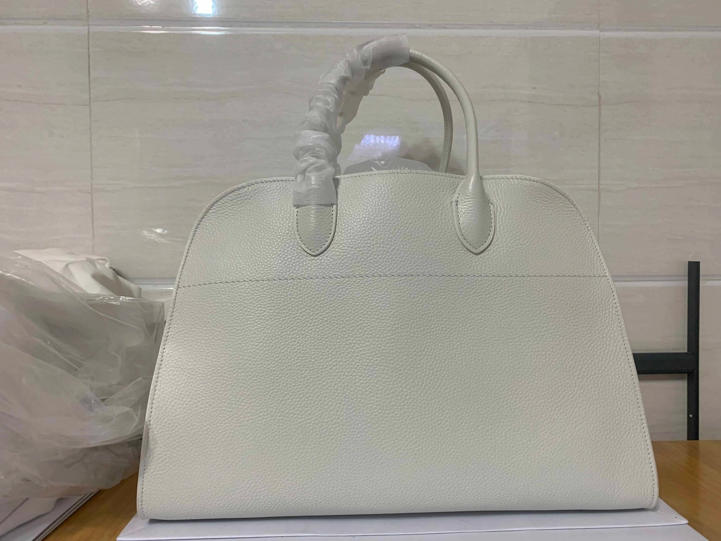 Handmade Natural Leather Large Capacity Handbag | Purely Crafted Soft & Odorless Shoulder Bag | Unisex Genuine Leather Casual Tote | Eco-Friendly Organic Cotton Lined Shopper Luxegan