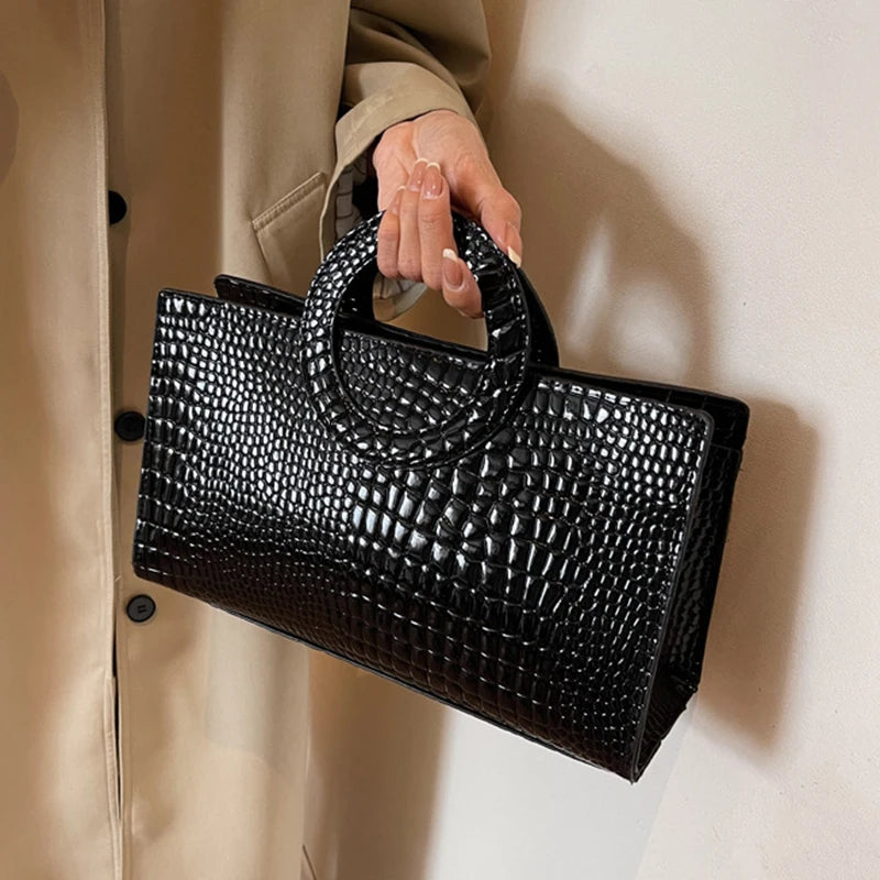 Luxury Crocodile Pattern Women's Handbag | Fashion Shoulder & Crossbody Bag (Famous Brand Designer PU Leather, Large Capacity) Luxegan