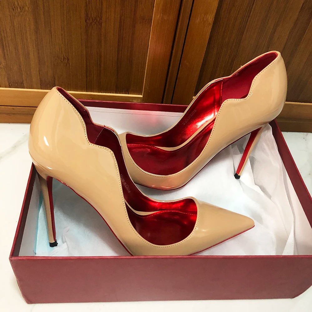 Glossy White Elegant Curl-Cut Stilettos | Sophisticated 12cm V-Cut Wedding Pumps | Elegant "Handmade Patent Leather" Silhouette | "Dignified" Sexy Pointed Toe Party Shoes for Radiant Versatile Styling Luxegan